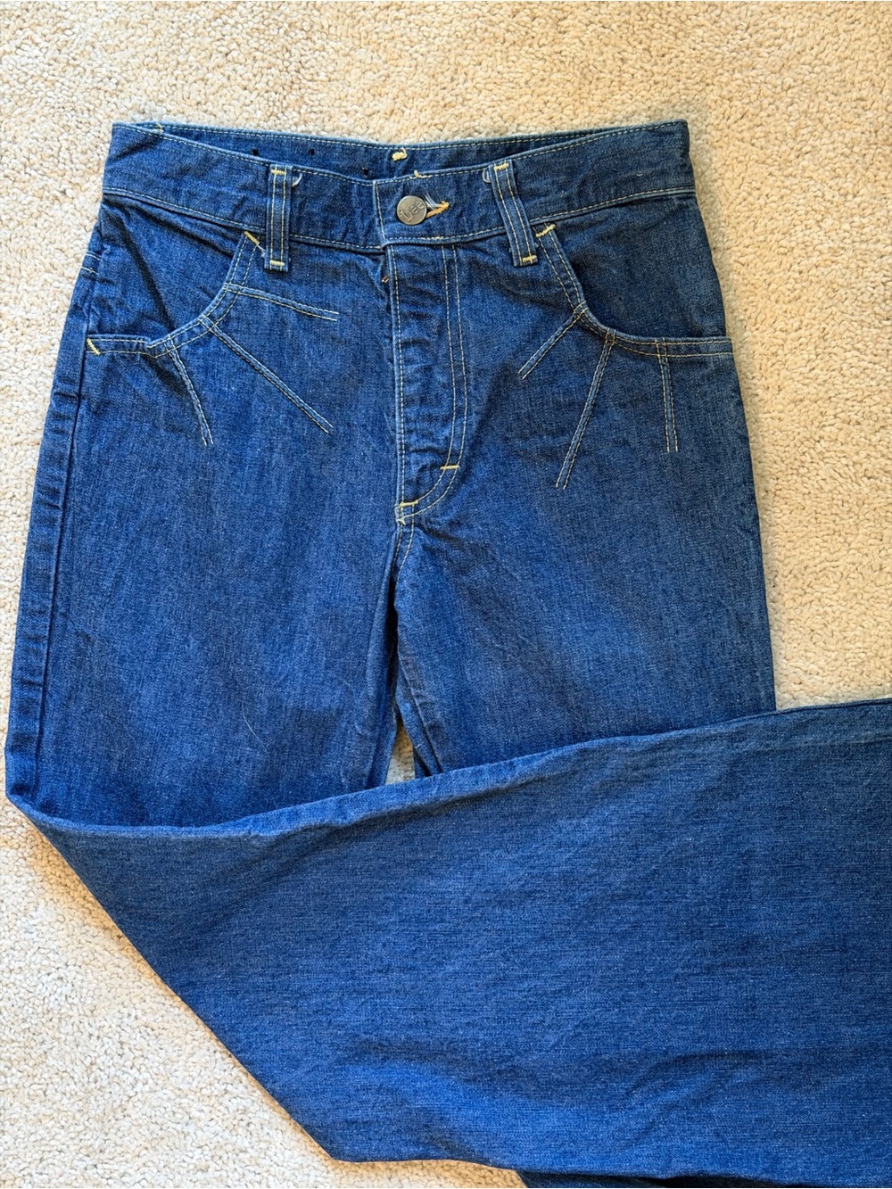 1970s Vintage Lee Women's Bellbottom/Flare Leg Jeans sunburst design